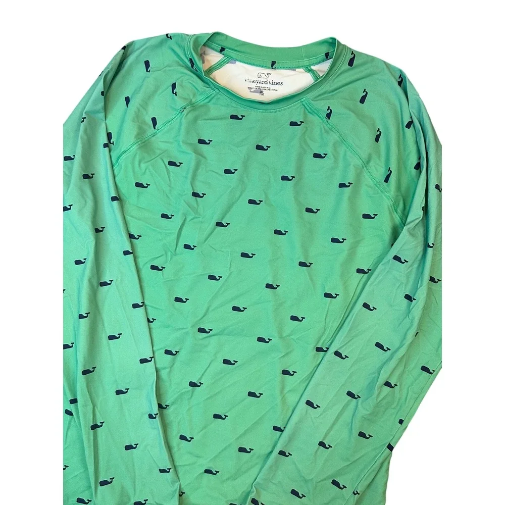 Vineyard Vines Boys XL 18 Green Navy Whale Print Long Sleeve Rash Guard Shirt